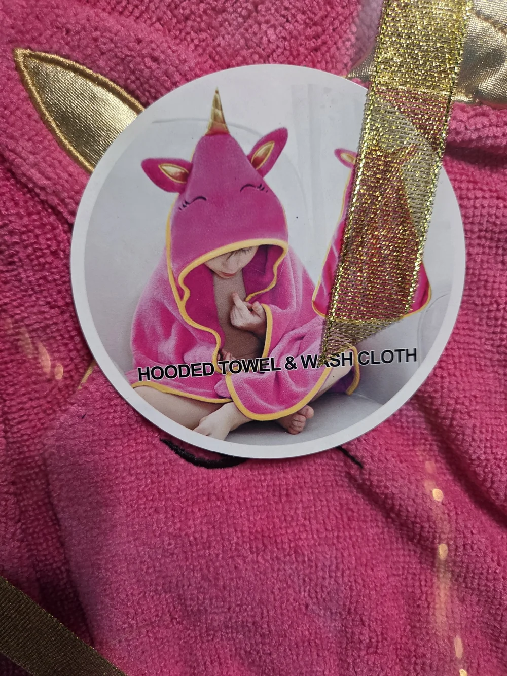 Hooded Unicorn Bath Towel & Wash Cloth Set - Hot Pink